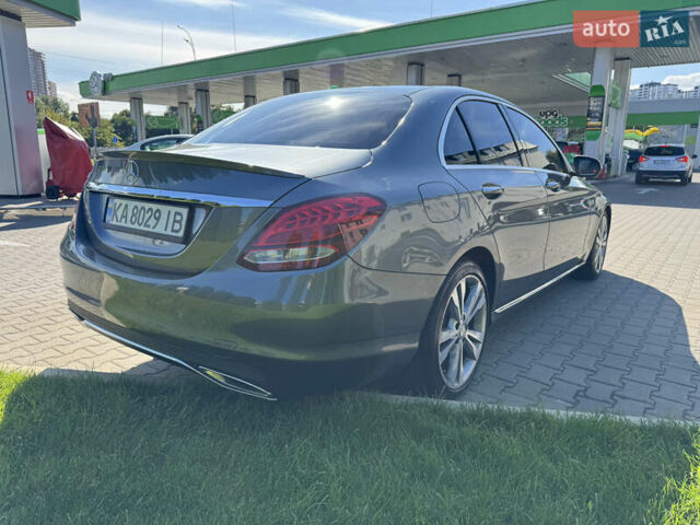Сірий Мерседес Ц-Клас, об'ємом двигуна 1.99 л та пробігом 113 тис. км за 21000 $, фото 7 на Automoto.ua