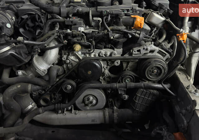 Серый Мерседес Ц-Класс, объемом двигателя 2.14 л и пробегом 144 тыс. км за 14000 $, фото 12 на Automoto.ua