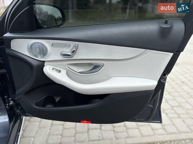 Серый Мерседес Ц-Класс, объемом двигателя 2 л и пробегом 199 тыс. км за 16950 $, фото 36 на Automoto.ua