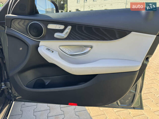 Сірий Мерседес Ц-Клас, об'ємом двигуна 1.99 л та пробігом 113 тис. км за 21000 $, фото 25 на Automoto.ua