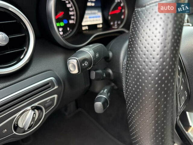 Серый Мерседес Ц-Класс, объемом двигателя 2 л и пробегом 199 тыс. км за 16950 $, фото 22 на Automoto.ua