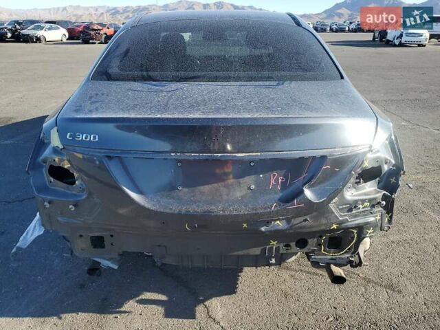 Сірий Мерседес Ц-Клас, об'ємом двигуна 2 л та пробігом 57 тис. км за 3800 $, фото 5 на Automoto.ua