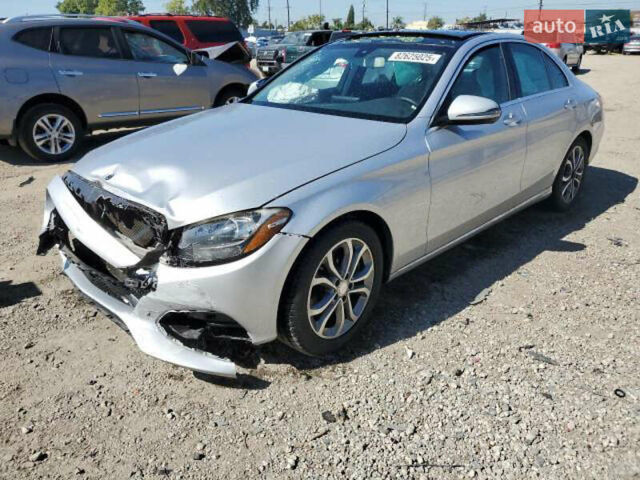 Серый Мерседес Ц-Класс, объемом двигателя 1.99 л и пробегом 166 тыс. км за 12400 $, фото 2 на Automoto.ua