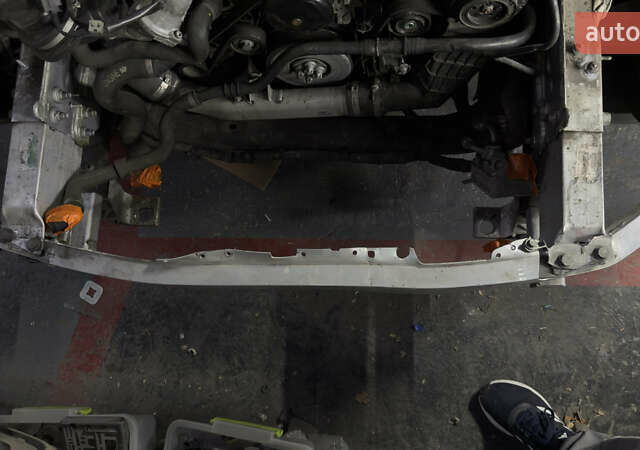 Серый Мерседес Ц-Класс, объемом двигателя 2.14 л и пробегом 144 тыс. км за 14000 $, фото 11 на Automoto.ua