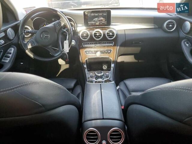 Серый Мерседес Ц-Класс, объемом двигателя 2 л и пробегом 22 тыс. км за 6200 $, фото 7 на Automoto.ua