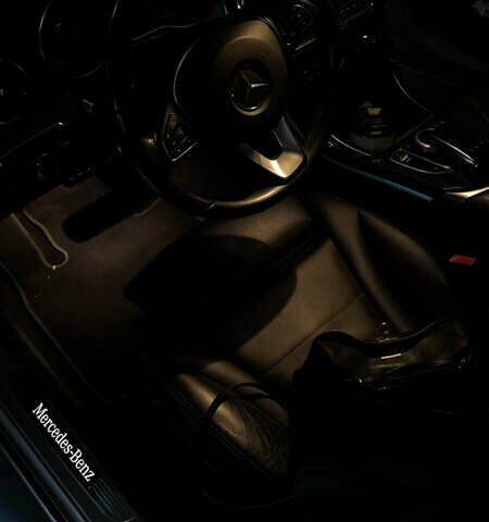 Серый Мерседес Ц-Класс, объемом двигателя 2.14 л и пробегом 144 тыс. км за 14000 $, фото 19 на Automoto.ua