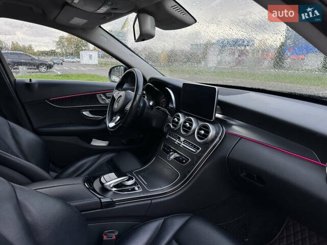 Сірий Мерседес Ц-Клас, об'ємом двигуна 1.99 л та пробігом 193 тис. км за 19900 $, фото 18 на Automoto.ua