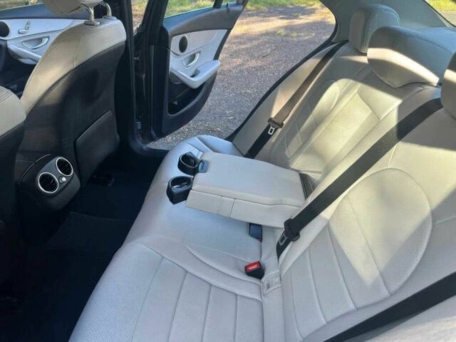 Серый Мерседес Ц-Класс, объемом двигателя 2 л и пробегом 76 тыс. км за 13200 $, фото 9 на Automoto.ua