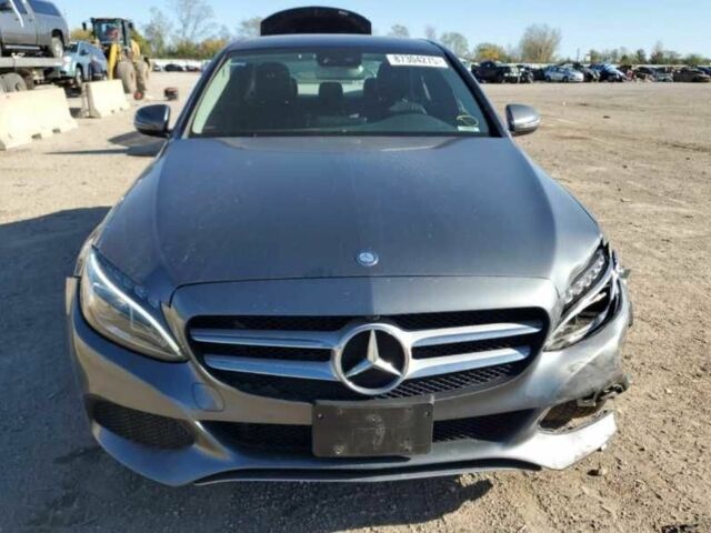 Серый Мерседес Ц-Класс, объемом двигателя 2 л и пробегом 129 тыс. км за 14500 $, фото 4 на Automoto.ua