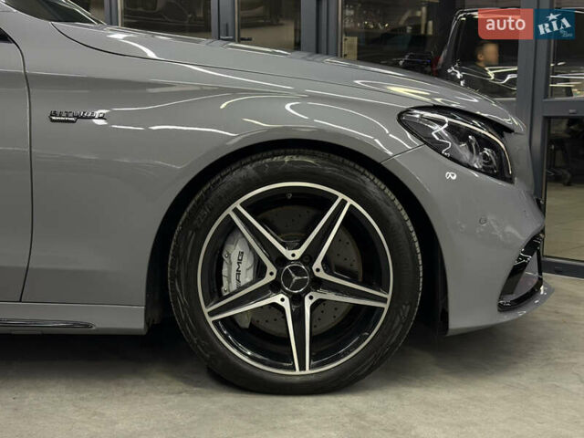 Сірий Мерседес Ц-Клас, об'ємом двигуна 3 л та пробігом 122 тис. км за 29900 $, фото 4 на Automoto.ua