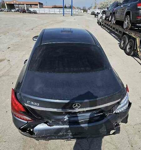Сірий Мерседес Ц-Клас, об'ємом двигуна 2 л та пробігом 144 тис. км за 8800 $, фото 12 на Automoto.ua