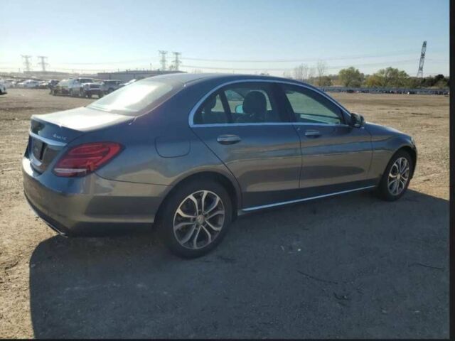 Серый Мерседес Ц-Класс, объемом двигателя 2 л и пробегом 129 тыс. км за 14500 $, фото 3 на Automoto.ua