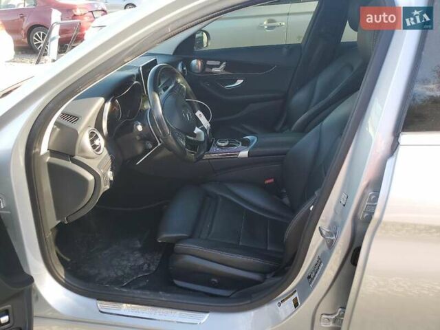 Серый Мерседес Ц-Класс, объемом двигателя 2 л и пробегом 22 тыс. км за 6200 $, фото 6 на Automoto.ua