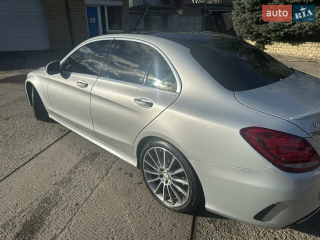 Сірий Мерседес Ц-Клас, об'ємом двигуна 1.99 л та пробігом 120 тис. км за 22300 $, фото 6 на Automoto.ua
