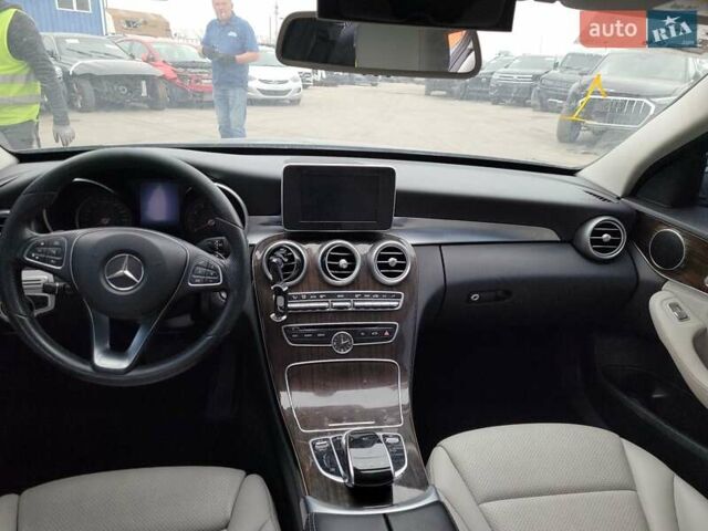 Сірий Мерседес Ц-Клас, об'ємом двигуна 2 л та пробігом 144 тис. км за 8800 $, фото 15 на Automoto.ua