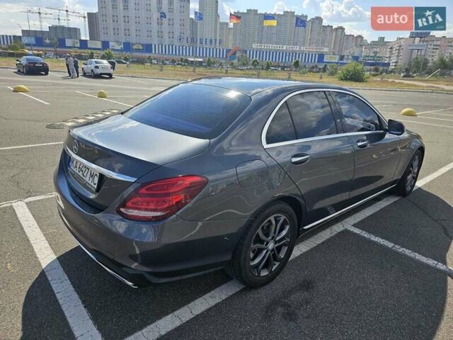 Серый Мерседес Ц-Класс, объемом двигателя 1.99 л и пробегом 100 тыс. км за 19000 $, фото 4 на Automoto.ua