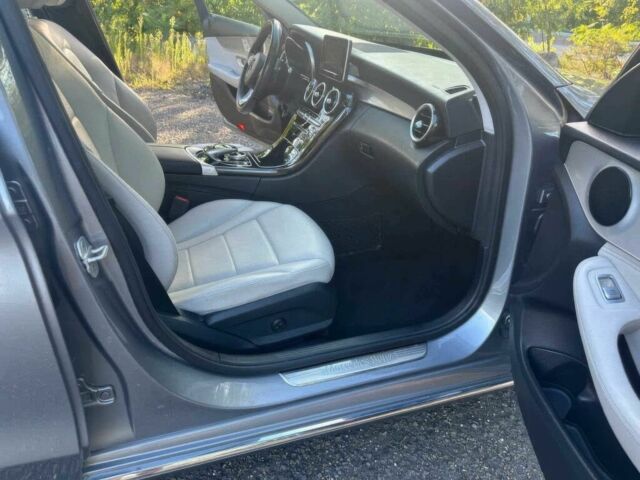 Серый Мерседес Ц-Класс, объемом двигателя 2 л и пробегом 76 тыс. км за 13200 $, фото 8 на Automoto.ua