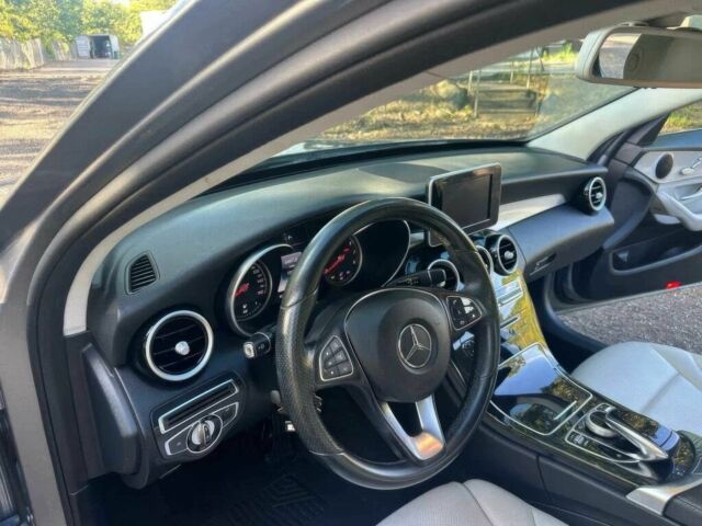 Серый Мерседес Ц-Класс, объемом двигателя 2 л и пробегом 76 тыс. км за 13200 $, фото 10 на Automoto.ua