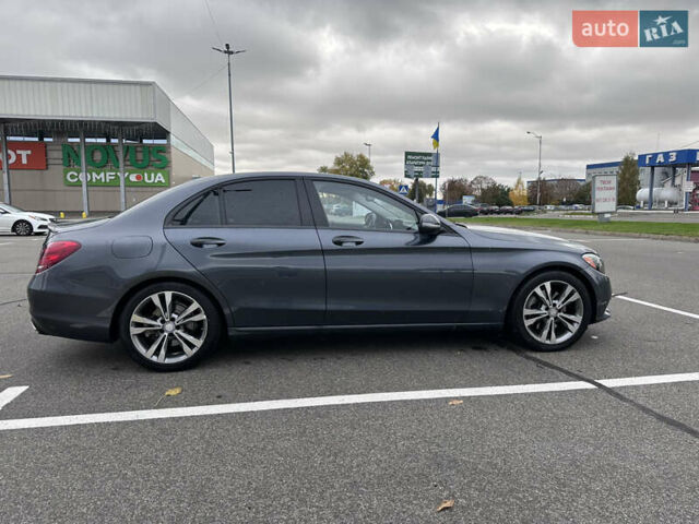 Сірий Мерседес Ц-Клас, об'ємом двигуна 1.99 л та пробігом 193 тис. км за 19900 $, фото 5 на Automoto.ua