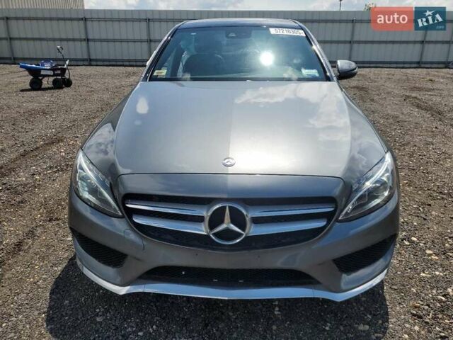 Серый Мерседес Ц-Класс, объемом двигателя 2 л и пробегом 110 тыс. км за 3000 $, фото 4 на Automoto.ua