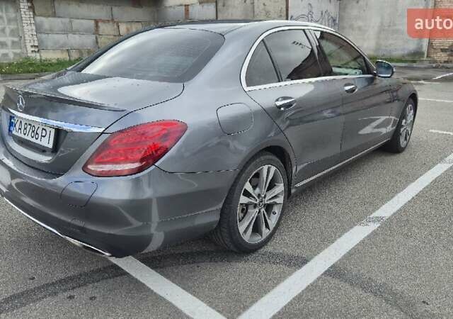Серый Мерседес Ц-Класс, объемом двигателя 1.99 л и пробегом 160 тыс. км за 28500 $, фото 4 на Automoto.ua