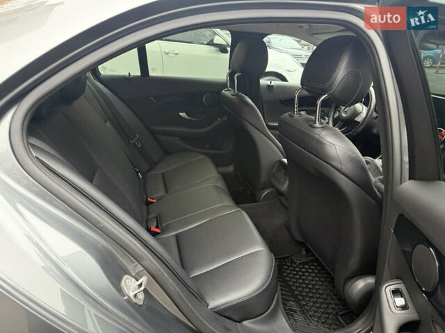 Серый Мерседес Ц-Класс, объемом двигателя 2.14 л и пробегом 86 тыс. км за 23777 $, фото 10 на Automoto.ua