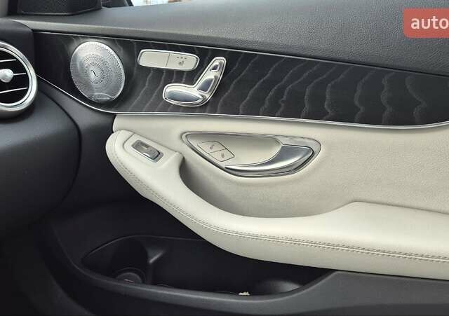 Серый Мерседес Ц-Класс, объемом двигателя 1.99 л и пробегом 160 тыс. км за 28500 $, фото 13 на Automoto.ua