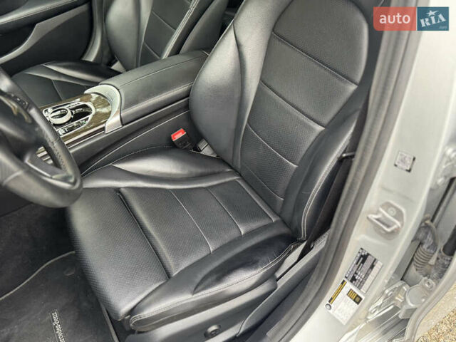 Серый Мерседес Ц-Класс, объемом двигателя 2 л и пробегом 56 тыс. км за 21500 $, фото 8 на Automoto.ua