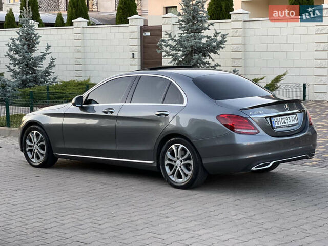 Серый Мерседес Ц-Класс, объемом двигателя 2.2 л и пробегом 78 тыс. км за 25499 $, фото 7 на Automoto.ua
