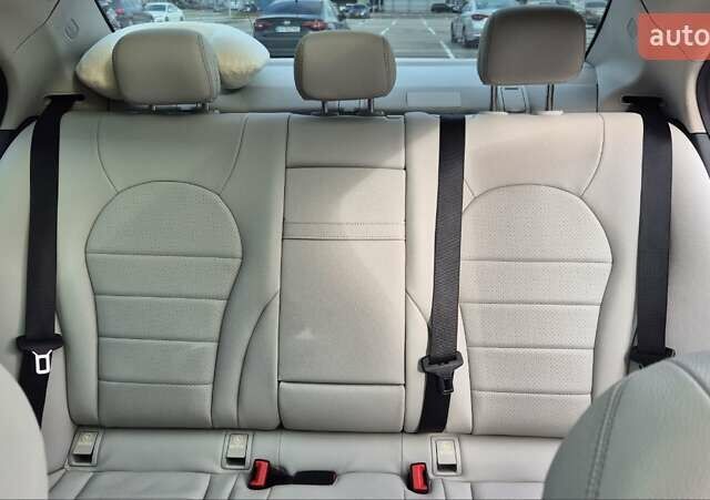 Серый Мерседес Ц-Класс, объемом двигателя 1.99 л и пробегом 160 тыс. км за 28500 $, фото 7 на Automoto.ua