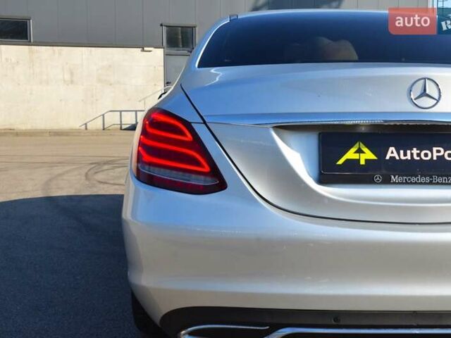 Серый Мерседес Ц-Класс, объемом двигателя 1.6 л и пробегом 177 тыс. км за 19500 $, фото 11 на Automoto.ua