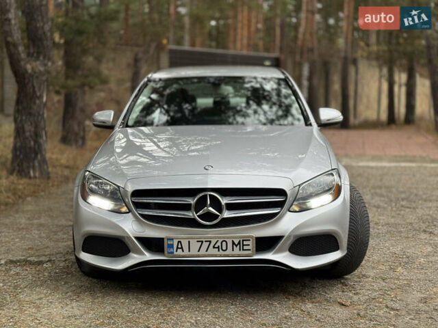 Серый Мерседес Ц-Класс, объемом двигателя 2 л и пробегом 56 тыс. км за 21500 $, фото 1 на Automoto.ua
