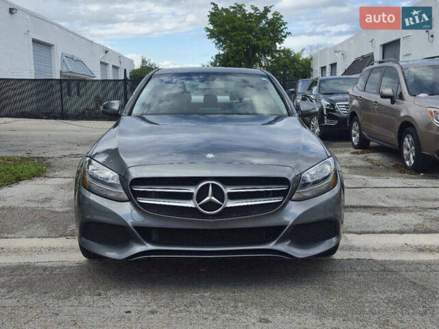 Сірий Мерседес Ц-Клас, об'ємом двигуна 2 л та пробігом 76 тис. км за 5900 $, фото 1 на Automoto.ua