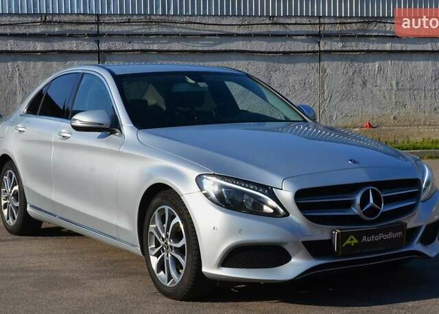 Серый Мерседес Ц-Класс, объемом двигателя 1.6 л и пробегом 177 тыс. км за 19500 $, фото 1 на Automoto.ua