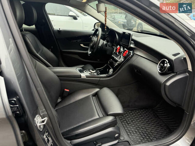 Серый Мерседес Ц-Класс, объемом двигателя 2.14 л и пробегом 86 тыс. км за 23777 $, фото 12 на Automoto.ua