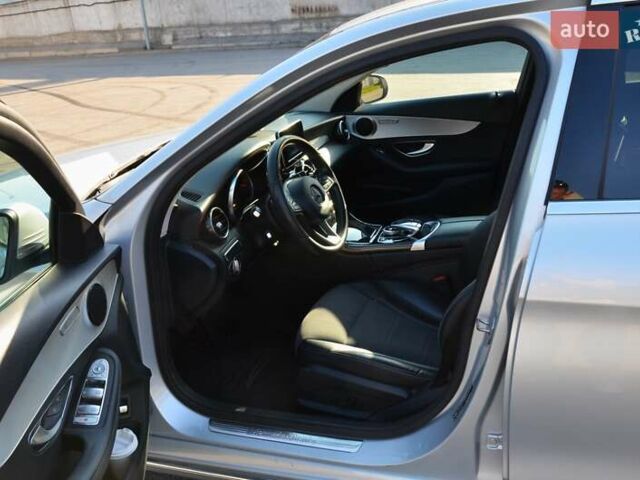 Серый Мерседес Ц-Класс, объемом двигателя 1.6 л и пробегом 177 тыс. км за 19500 $, фото 21 на Automoto.ua