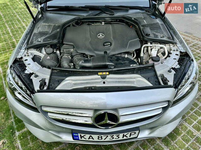 Серый Мерседес Ц-Класс, объемом двигателя 2.2 л и пробегом 98 тыс. км за 27000 $, фото 11 на Automoto.ua