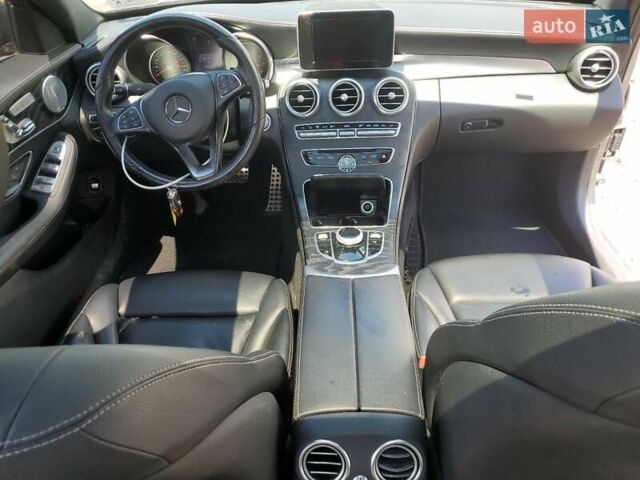 Серый Мерседес Ц-Класс, объемом двигателя 2 л и пробегом 110 тыс. км за 3000 $, фото 7 на Automoto.ua