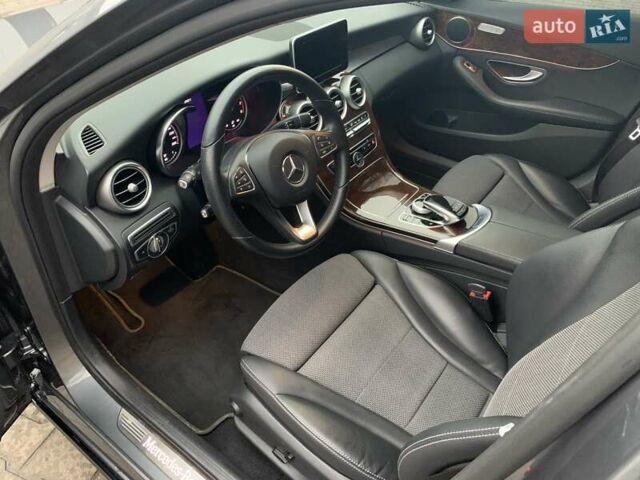 Серый Мерседес Ц-Класс, объемом двигателя 1.6 л и пробегом 48 тыс. км за 27000 $, фото 3 на Automoto.ua