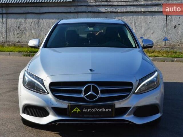 Серый Мерседес Ц-Класс, объемом двигателя 1.6 л и пробегом 177 тыс. км за 19500 $, фото 2 на Automoto.ua