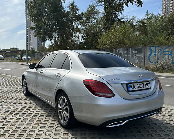 Сірий Мерседес Ц-Клас, об'ємом двигуна 2.14 л та пробігом 185 тис. км за 20000 $, фото 5 на Automoto.ua