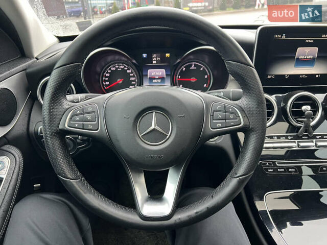 Сірий Мерседес Ц-Клас, об'ємом двигуна 2.14 л та пробігом 66 тис. км за 25699 $, фото 1 на Automoto.ua