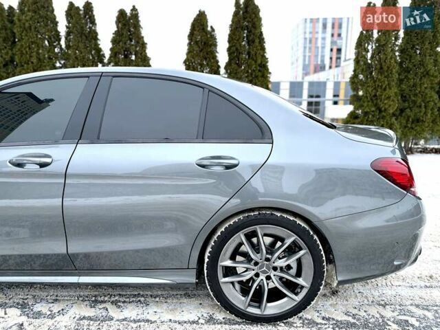 Серый Мерседес Ц-Класс, объемом двигателя 3 л и пробегом 35 тыс. км за 41300 $, фото 5 на Automoto.ua