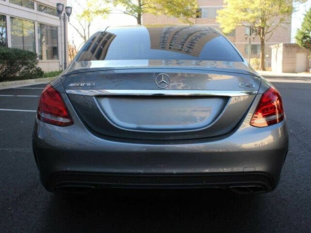 Серый Мерседес Ц-Класс, объемом двигателя 3 л и пробегом 40 тыс. км за 17500 $, фото 5 на Automoto.ua