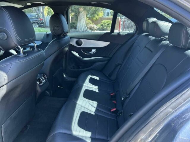 Сірий Мерседес Ц-Клас, об'ємом двигуна 2 л та пробігом 50 тис. км за 15500 $, фото 11 на Automoto.ua