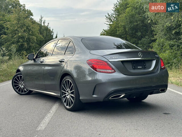Серый Мерседес Ц-Класс, объемом двигателя 1.95 л и пробегом 85 тыс. км за 26700 $, фото 10 на Automoto.ua
