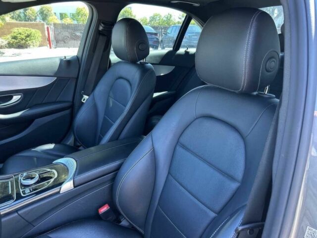 Сірий Мерседес Ц-Клас, об'ємом двигуна 2 л та пробігом 50 тис. км за 15500 $, фото 5 на Automoto.ua