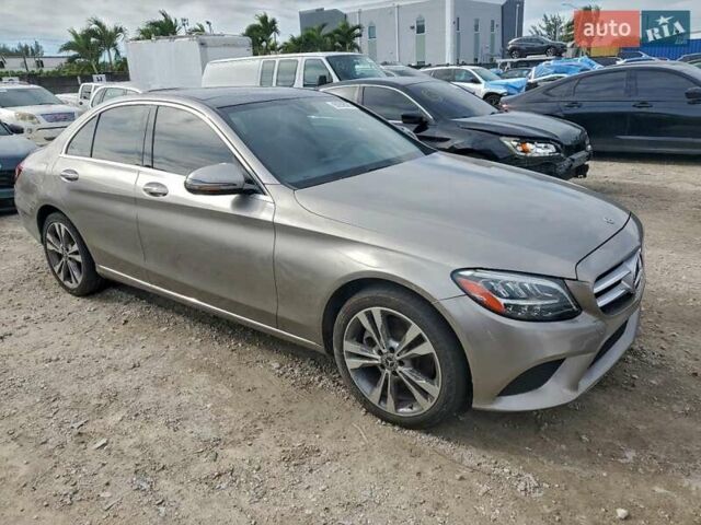 Серый Мерседес Ц-Класс, объемом двигателя 0 л и пробегом 100 тыс. км за 6700 $, фото 3 на Automoto.ua