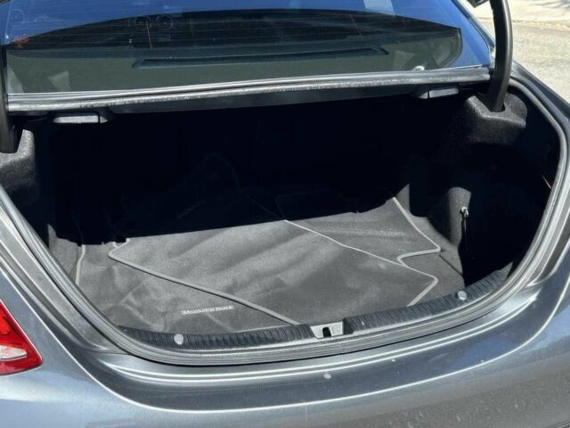 Сірий Мерседес Ц-Клас, об'ємом двигуна 2 л та пробігом 50 тис. км за 15500 $, фото 12 на Automoto.ua