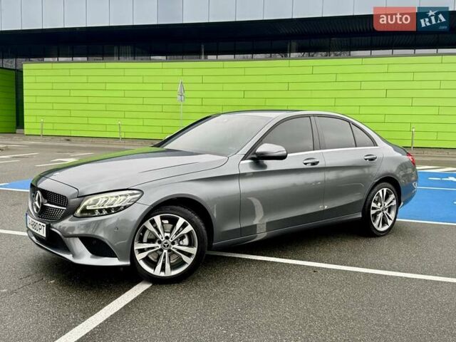 Сірий Мерседес Ц-Клас, об'ємом двигуна 1.99 л та пробігом 35 тис. км за 26900 $, фото 2 на Automoto.ua